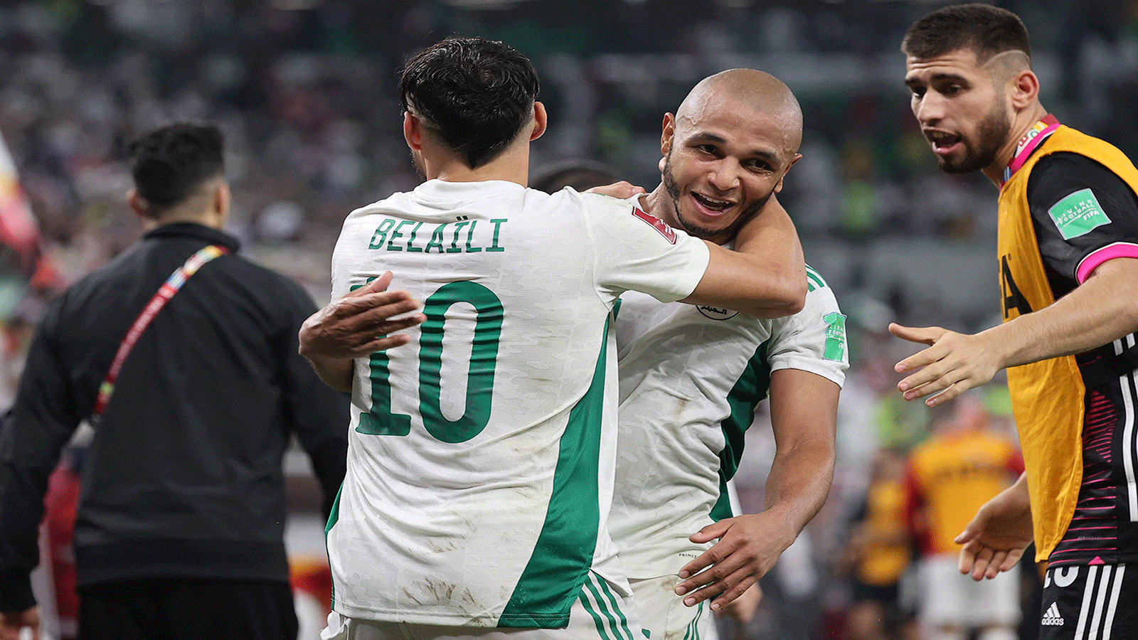 الجزائر تهزم قطر وتضرب موعداً مع تونس في نهائي كأس العرب