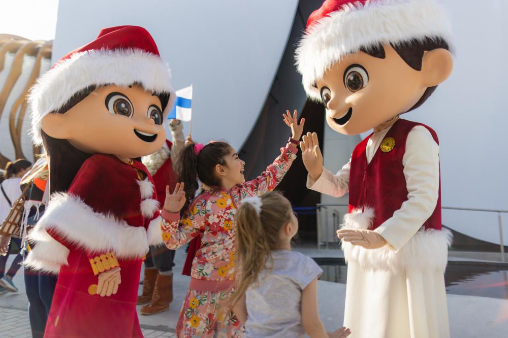 "DUBAI, 16 December 2021. Santa’s Meet and Greet at the Finland Pavilion, Expo 2020 Dubai. (Photo by Suneesh Sudhakaran/Expo 2020 Dubai)"