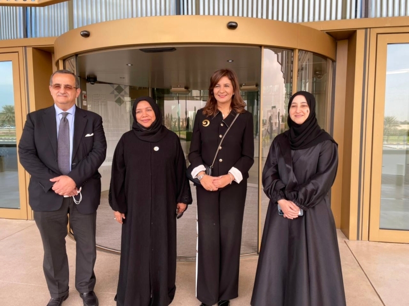 نبيلة مكرم تشيد ببيت الحكمة في الشارقة