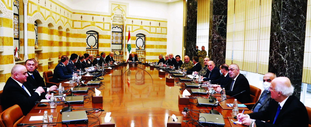 لبنان.. حرب باردة تنذر بنسف تحالف «عون - حزب الله»