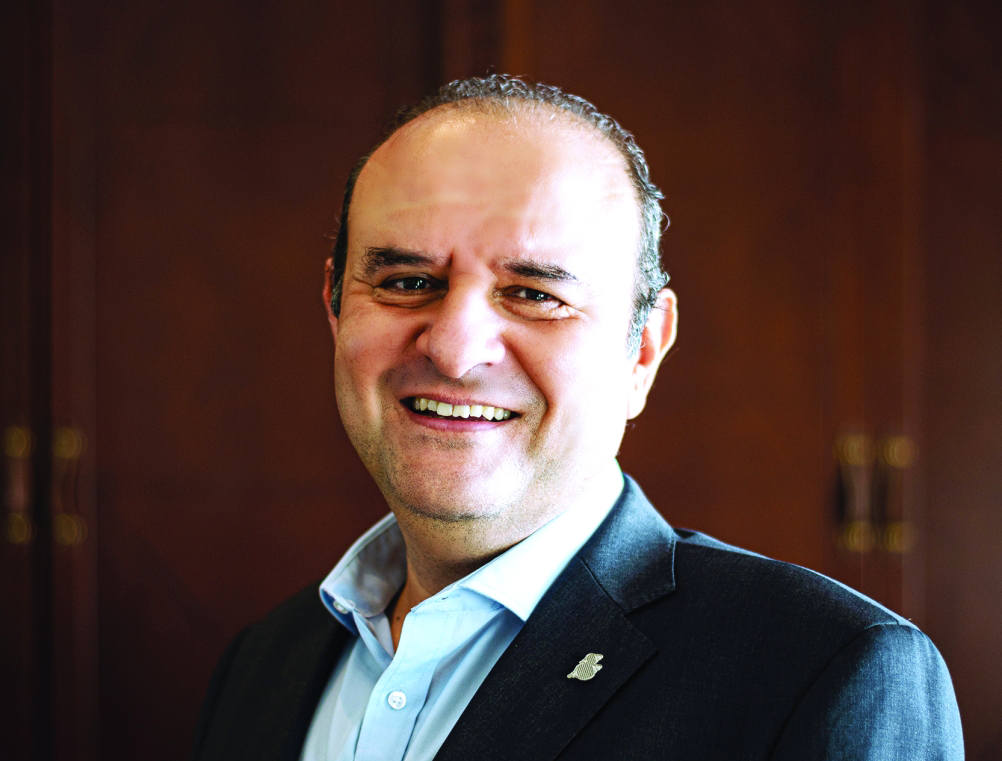 "أحمد كمال"