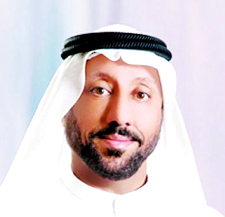 "عبدالله العويس"
