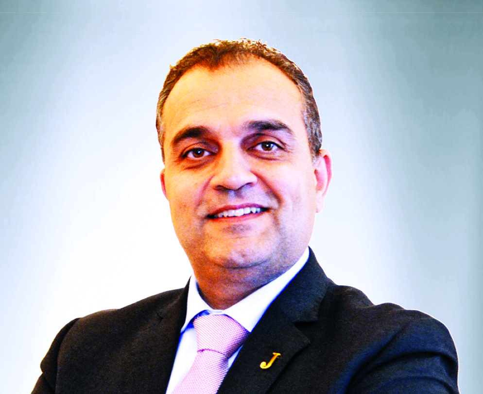 "» ريتشارد حداد"