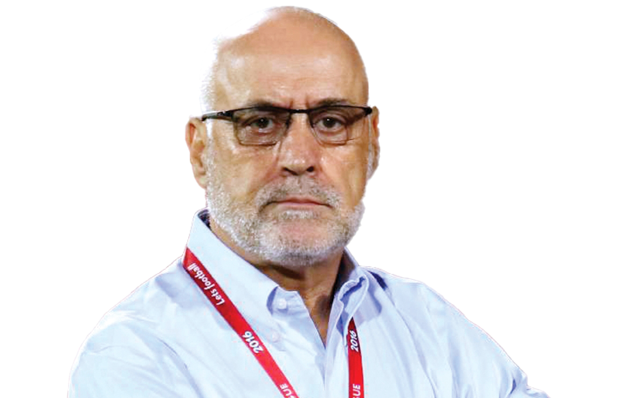 فينغادا يقترب من الرحيل عن اتحاد الكرة المصري