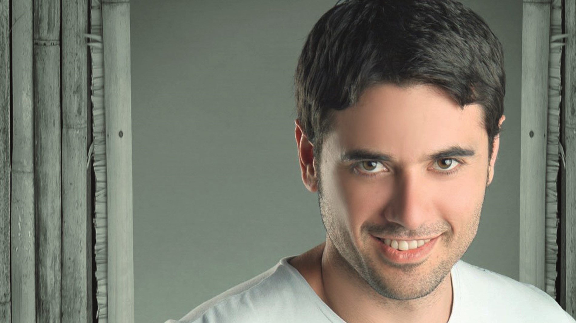 الفنان أحمد عز يكشف سر مقاطعته لمواقع التواصل