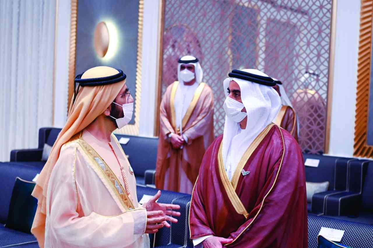 "محمد بن راشد في حديث مع سيف بن زايد | تصوير: محمد هشام"