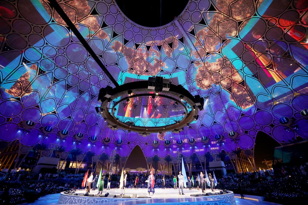 "أمينة محمد نائب الأمين العام للأمم المتحدة تلقي كلمتها خلال افتتاح أسبوع الأهداف العالمية في ساحة الوصل في إكسبو 2020 دبي، يناير 15 2022 | تصوير: سالم خميس"