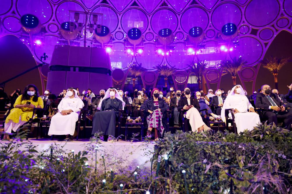 "أمينة محمد نائب الأمين العام للأمم المتحدة تلقي كلمتها خلال افتتاح أسبوع الأهداف العالمية في ساحة الوصل في إكسبو 2020 دبي، يناير 15 2022 | تصوير: سالم خميس"