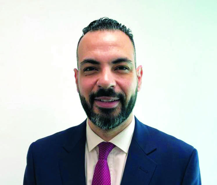 "أحمد عرفات"