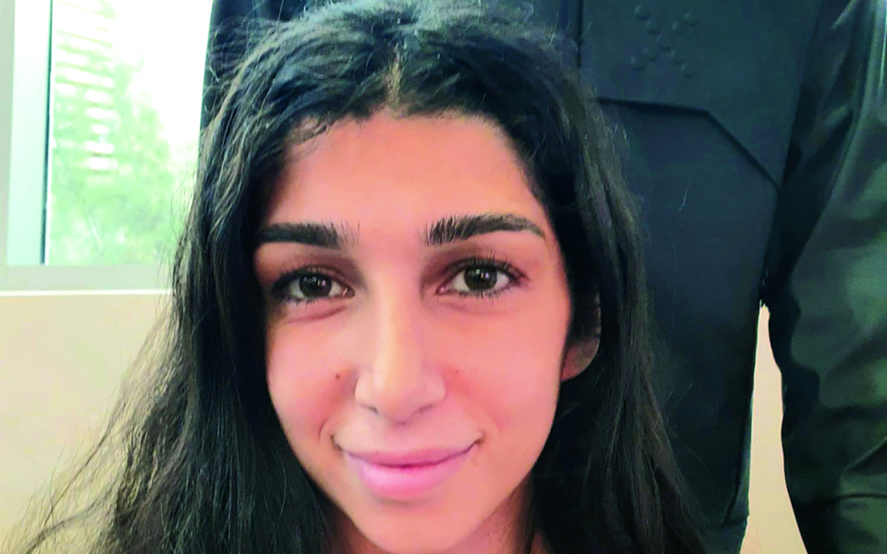 "زينة مراد"
