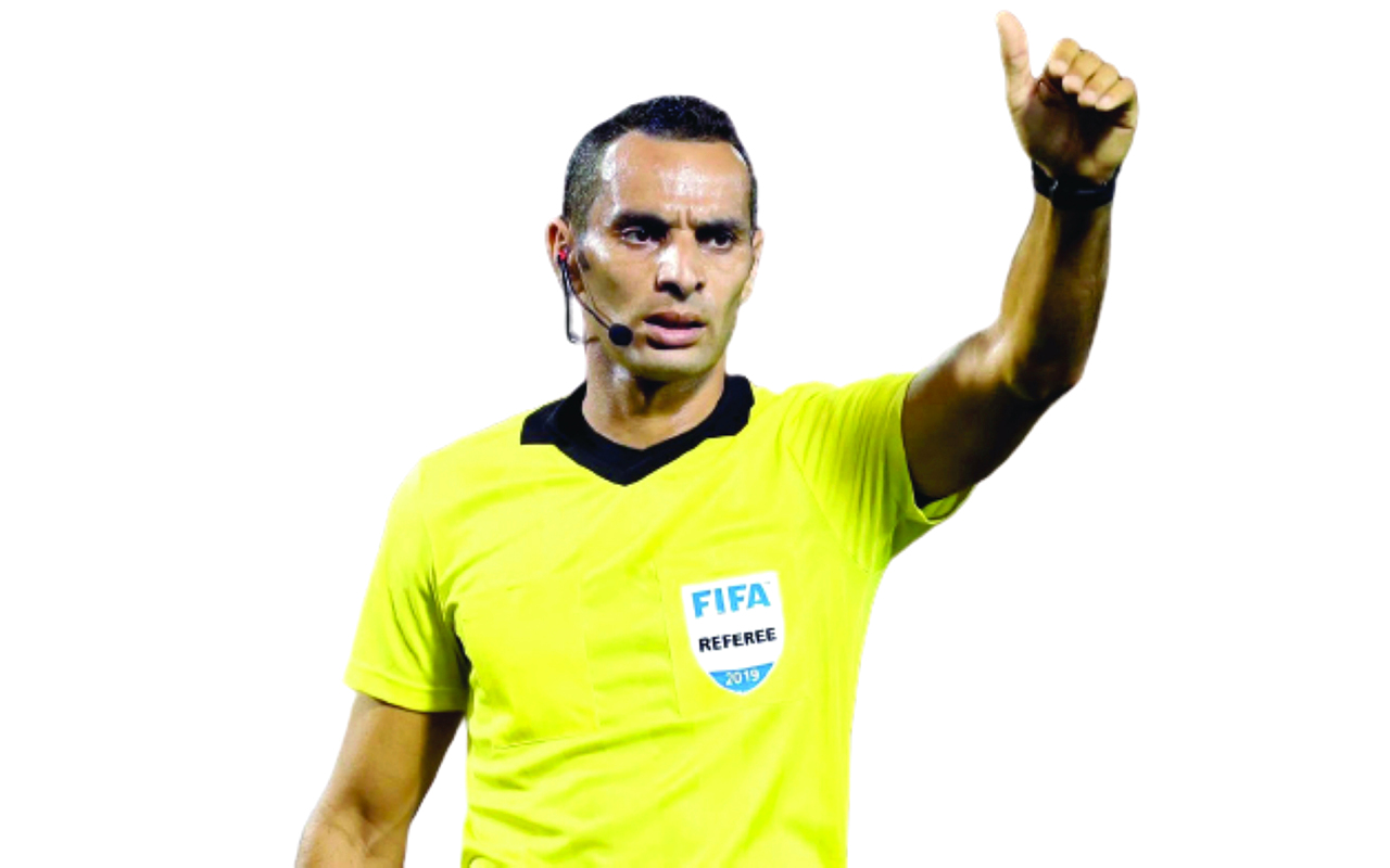 "مصطفى غربال"