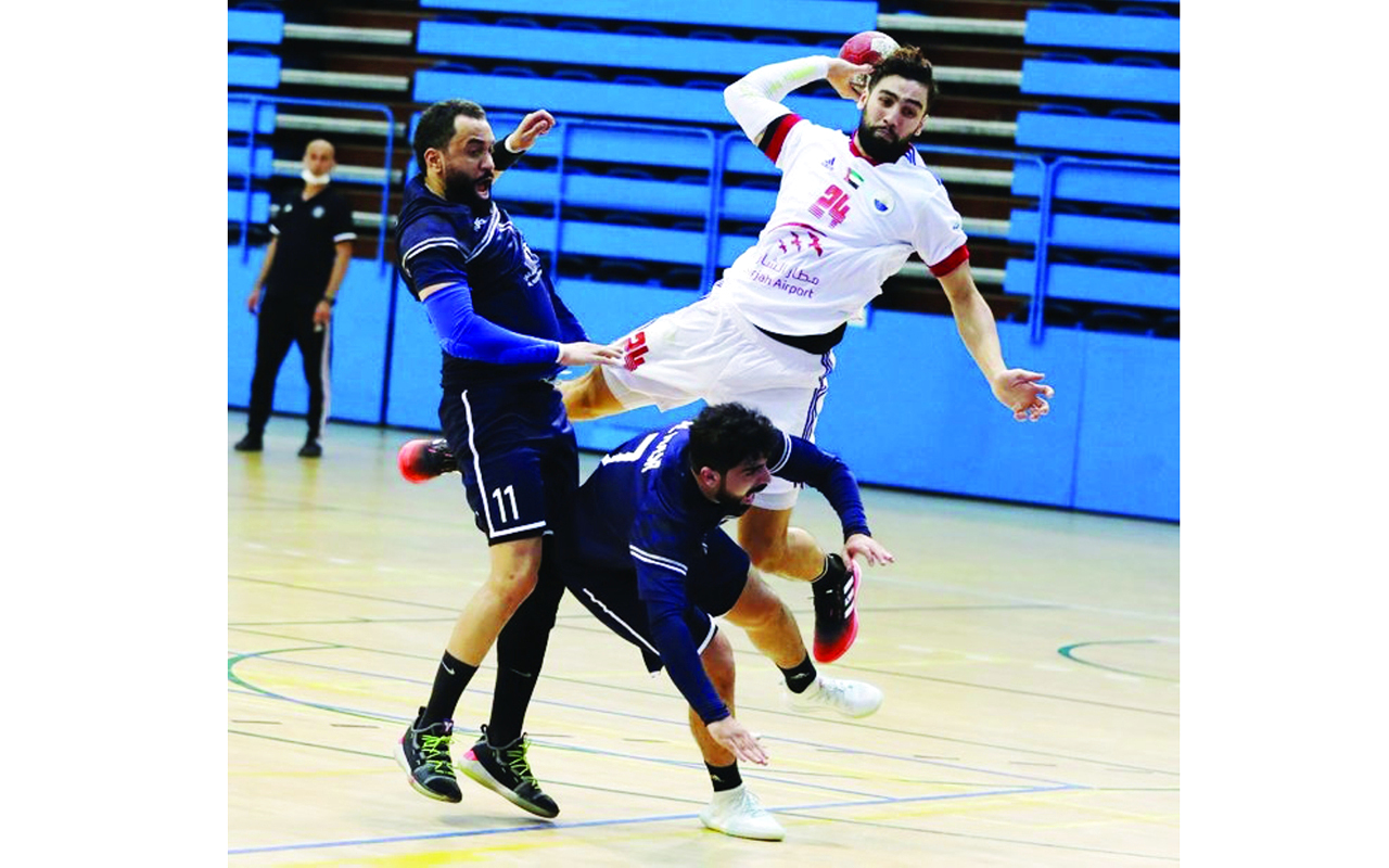 "النصر مع الشارقة في لقاء سابق"