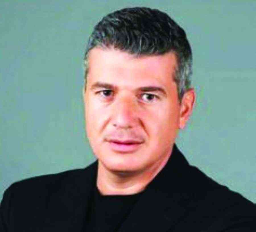 "عيسى عطايا"