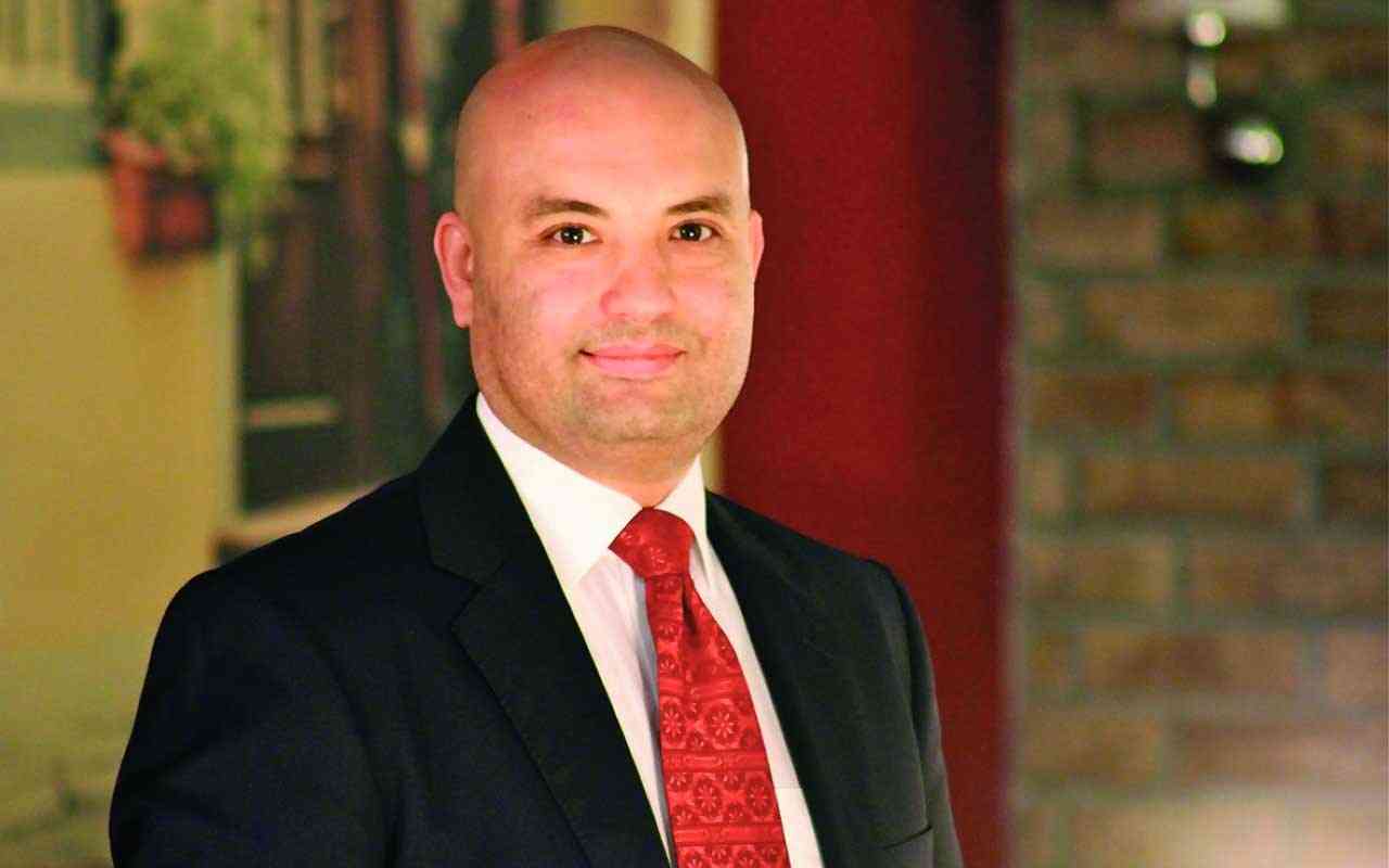 "محمد كرم"
