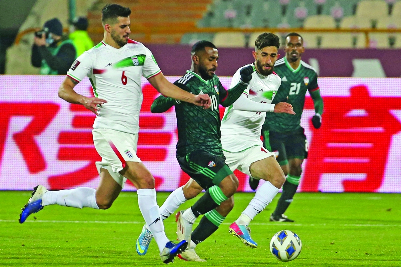 الأبيض يتمسك بحلم المونديال