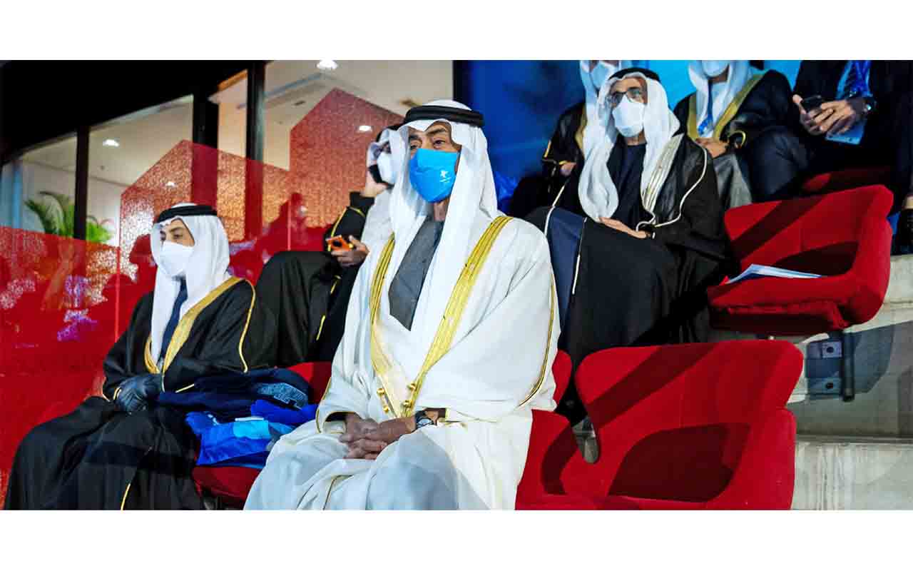 "محمد بن زايد خلال افتتاح دورة بكين للألعاب الأولمبية الشتوية بحضور منصور بن زايد وخالد بن محمد بن زايد | من المصدر"