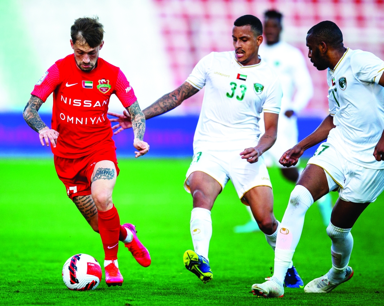 "فيدريكو كارتابيا خلال مباراة شباب الأهلي والإمارات | البيان"