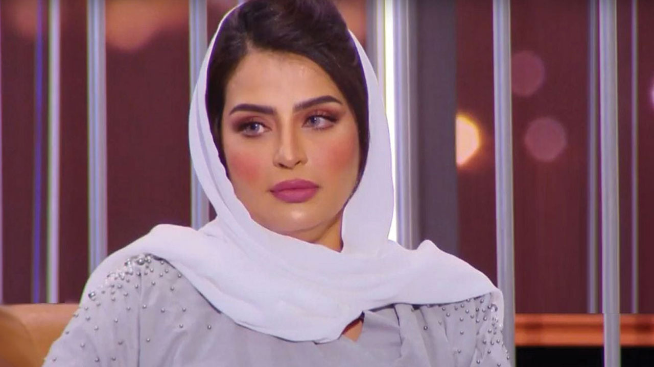فاشنيستا سعودية تتفاخر بأنها الأولى في إثارة الجدل في المملكة
