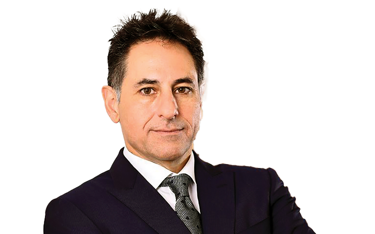 "رامي جلاد"