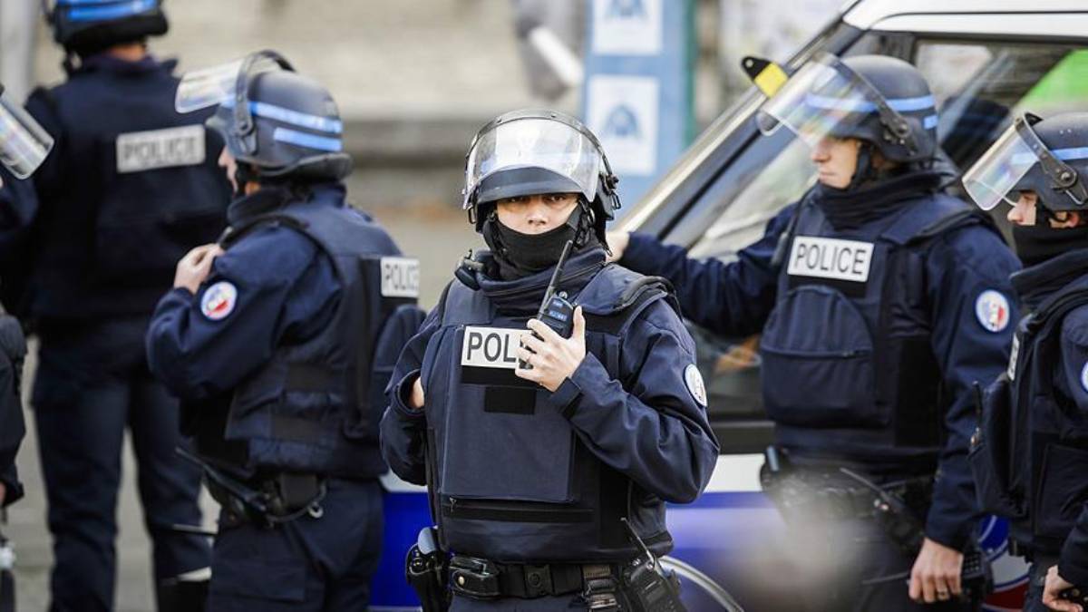 تحرك بحجم هائل.. تعبئة في الشرطة الفرنسية لمواجهة القوافل المناهضة للتلقيح