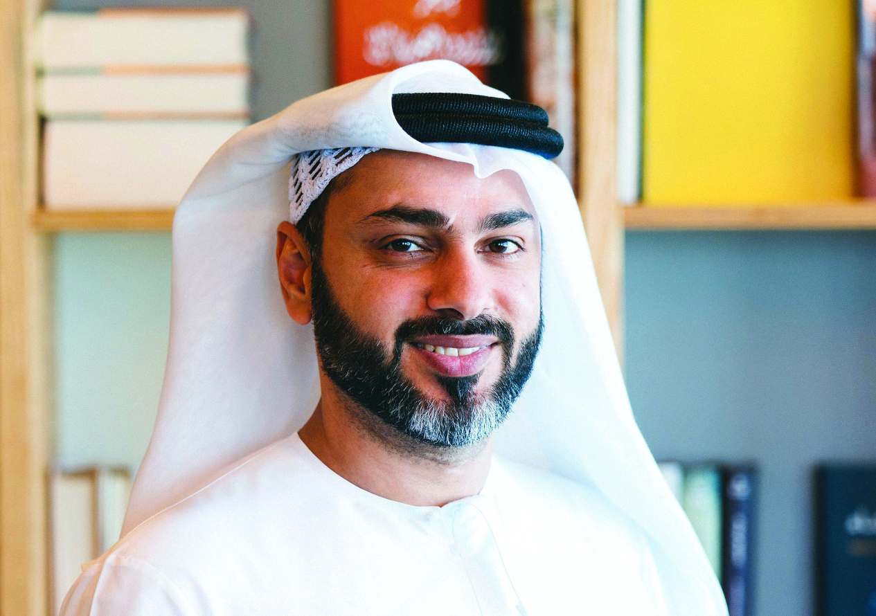 "سعود الحوسني"