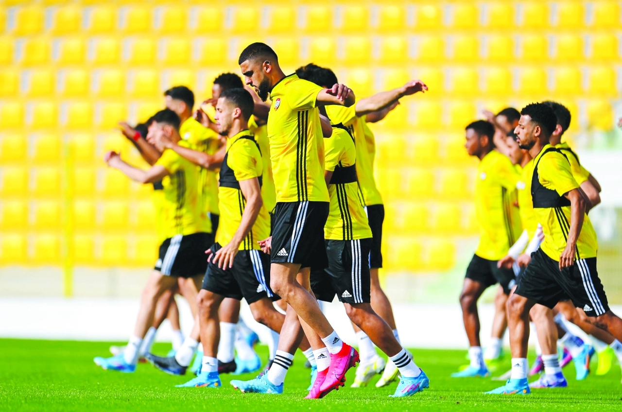 "جانب من تدريب سابق لـ«الأبيض» | أرشيفية"