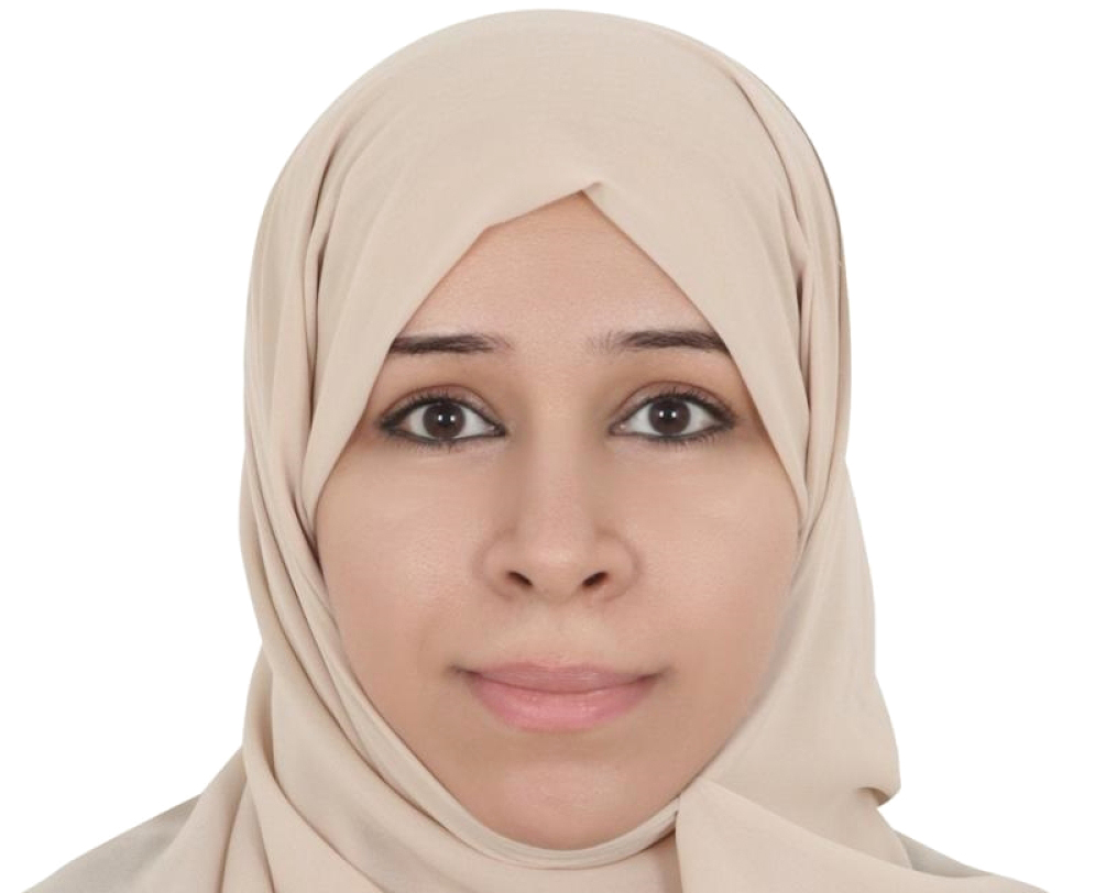 "فاطمة الظاهري"