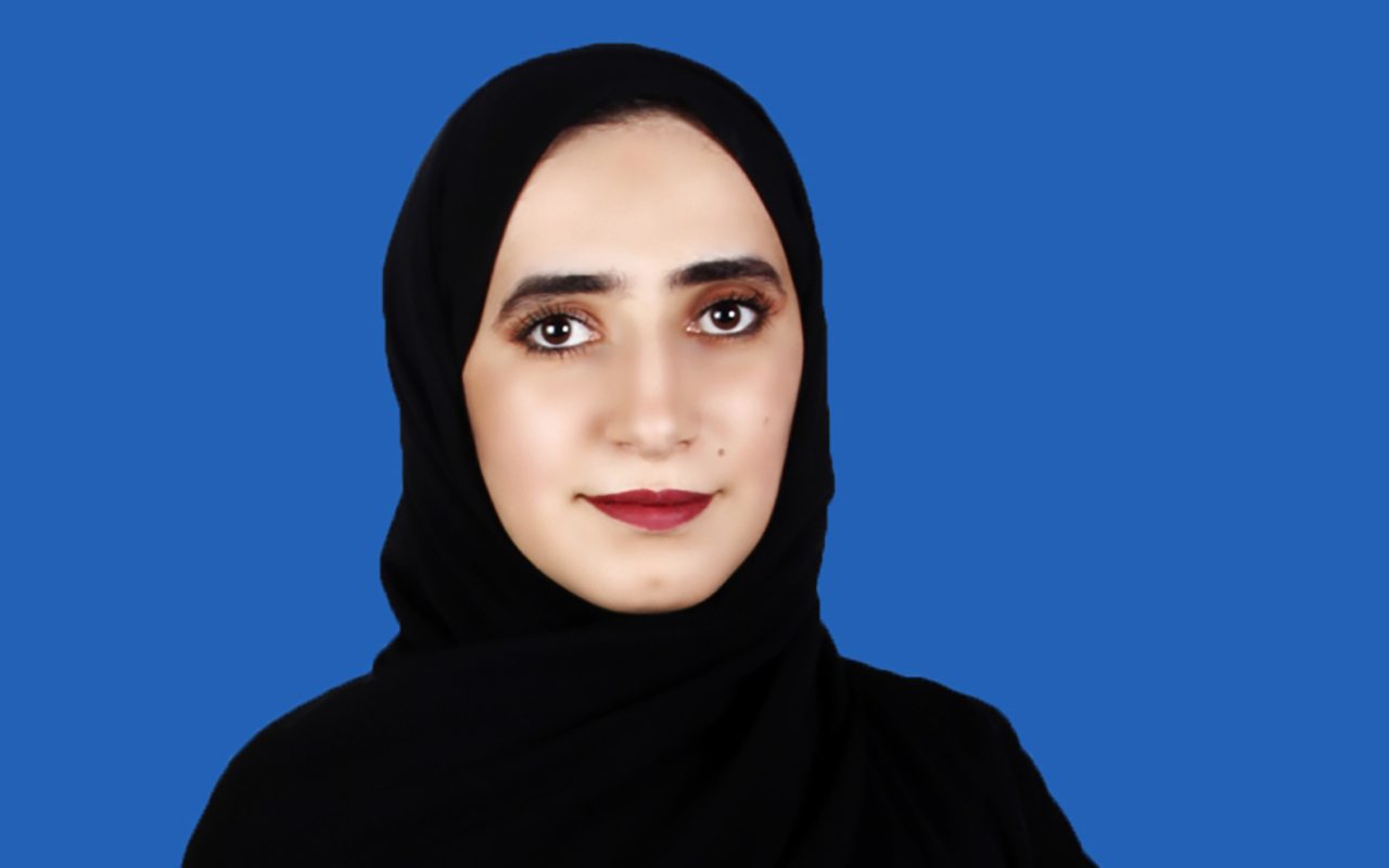 "إيمان الشحي"