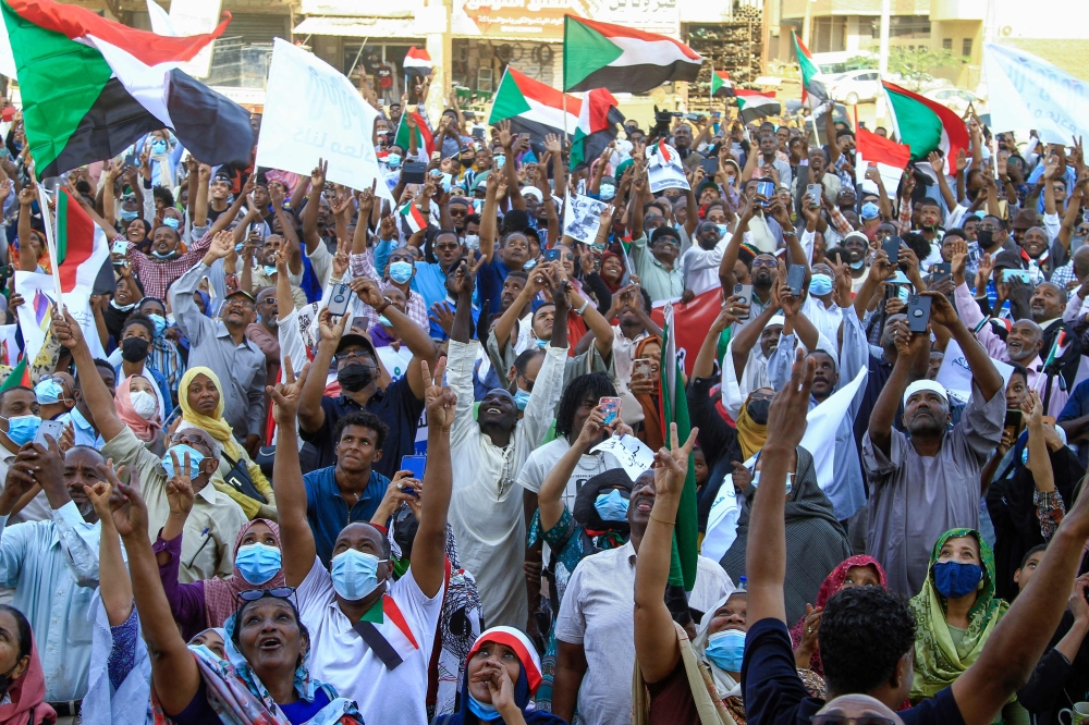 السودانيون متمسكون بمطالبهم.. الحكم المدني
