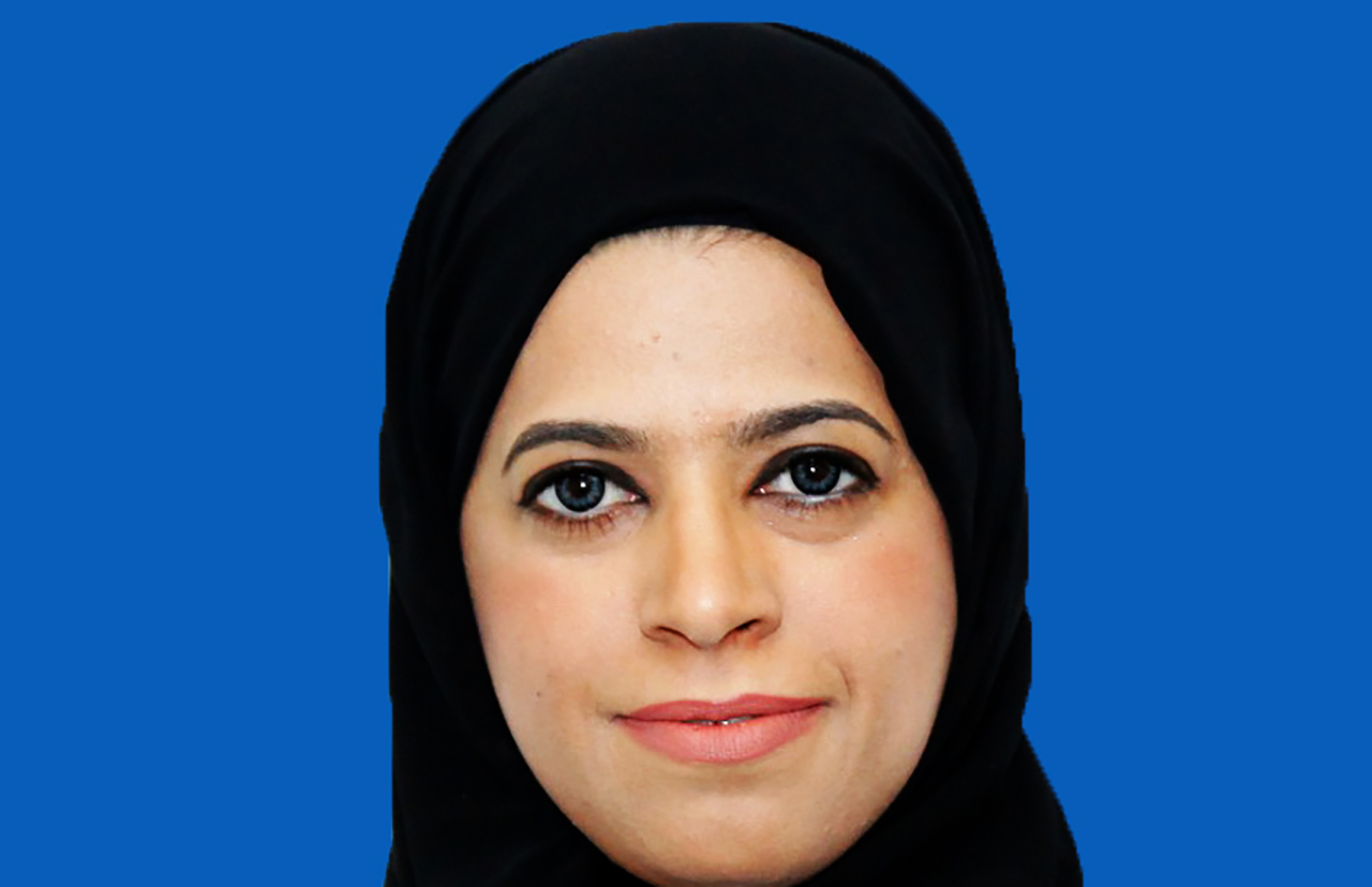 "منى العيان"