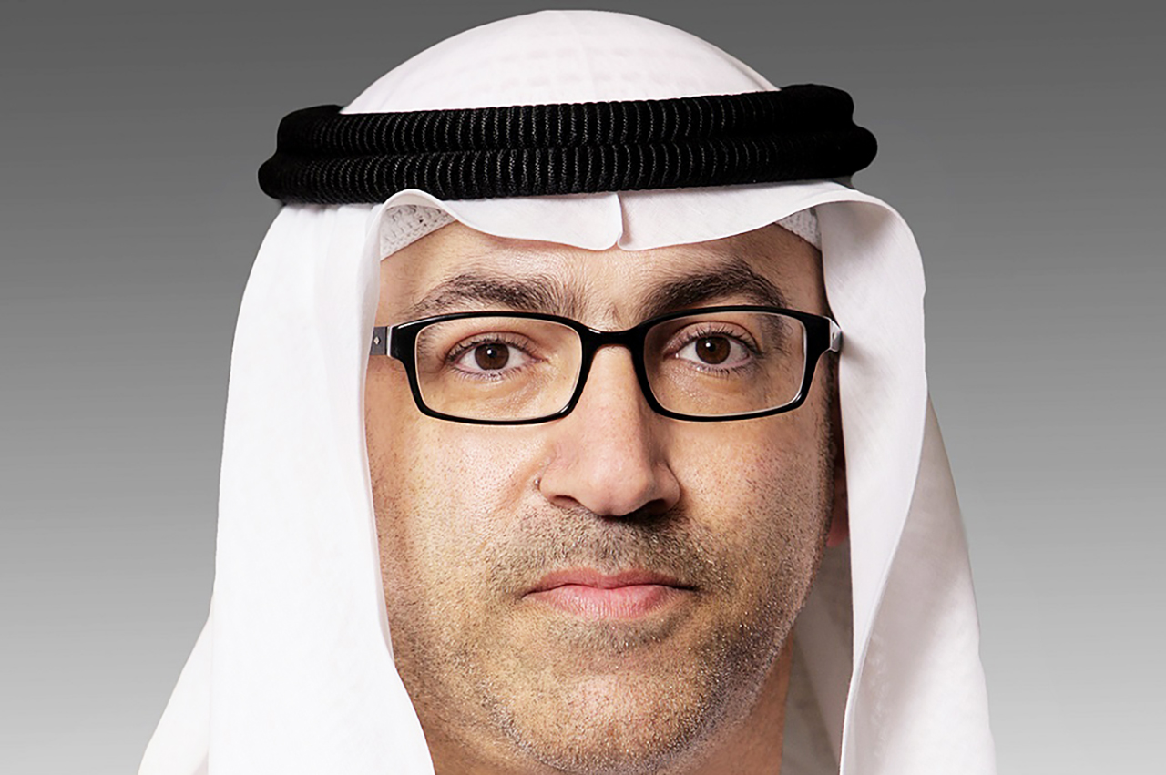 "عبدالرحمن بن محمد العويس"