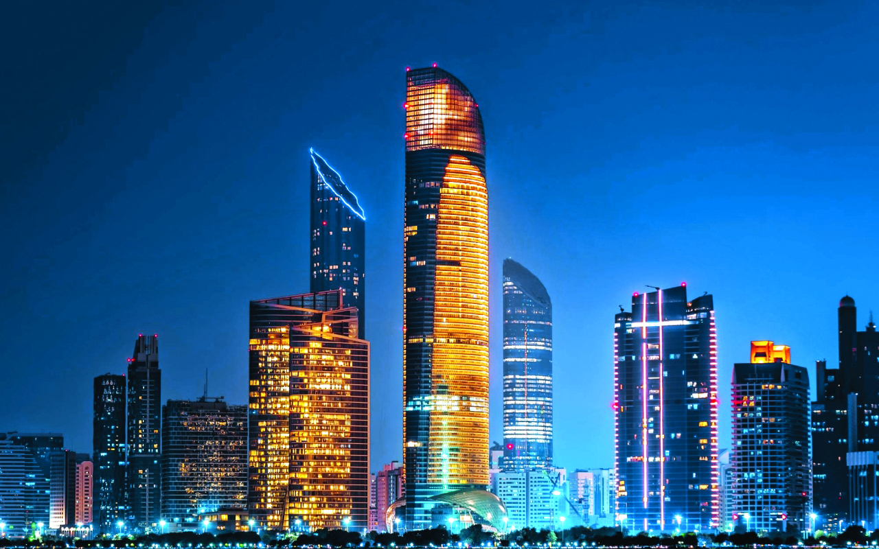"أبوظبي تسخر التكنولوجيا وتطور خبرات جديدة لتشكيل مستقبل أفضل في قطاعات عدة | البيان"