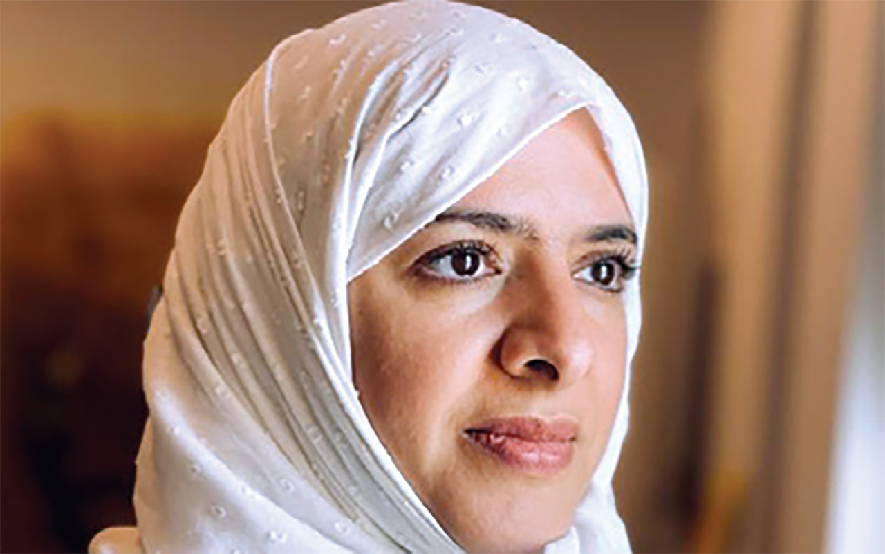 "عزة القبيسي"