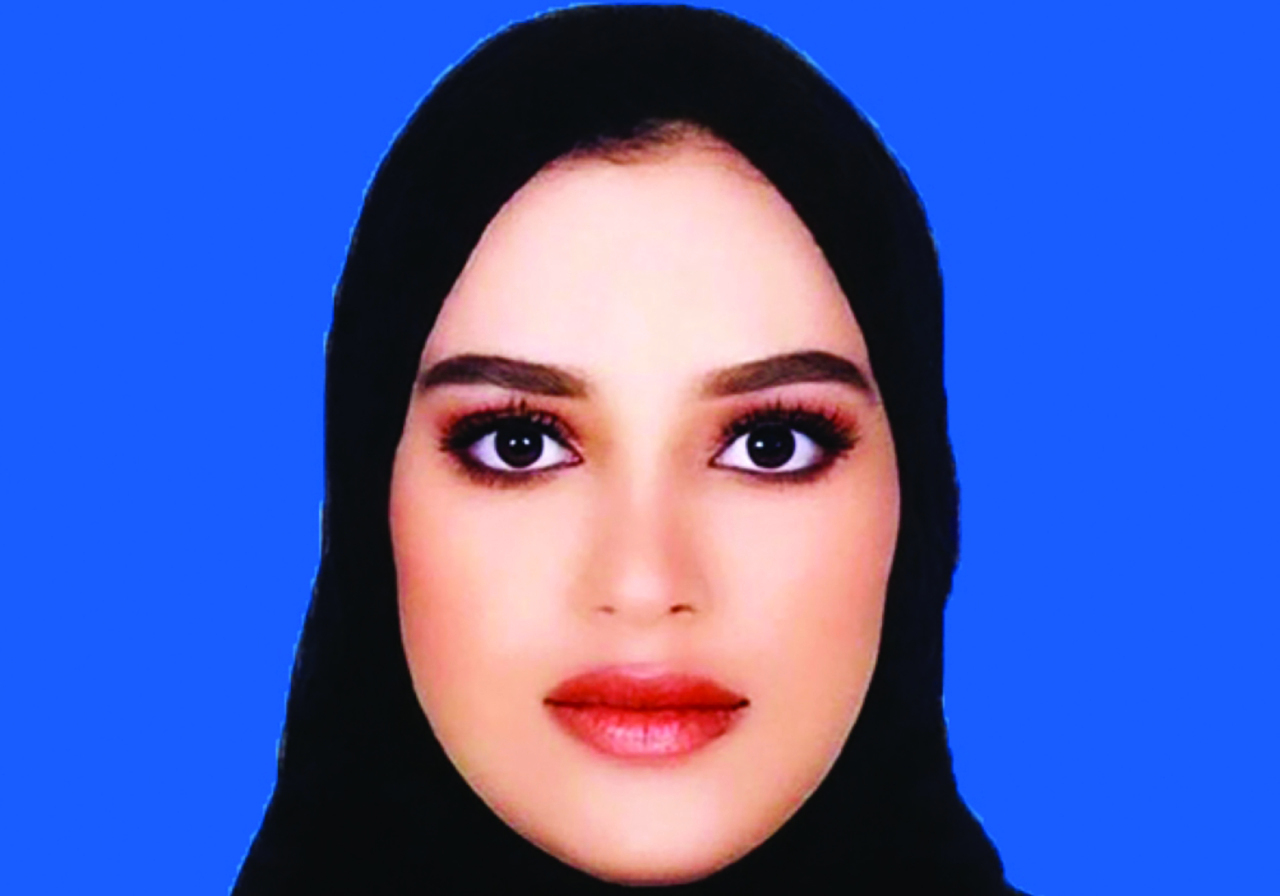 "عائشة المحرزي"