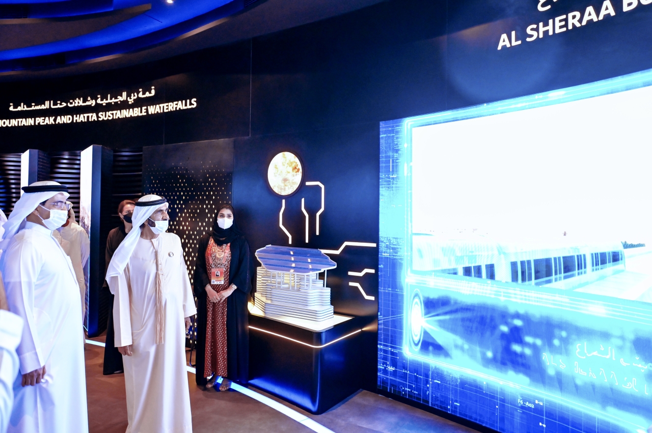 "سموه يتعرف على تقنيات «ديوا » بحضور مريم المهيري وسعيد الطاير"