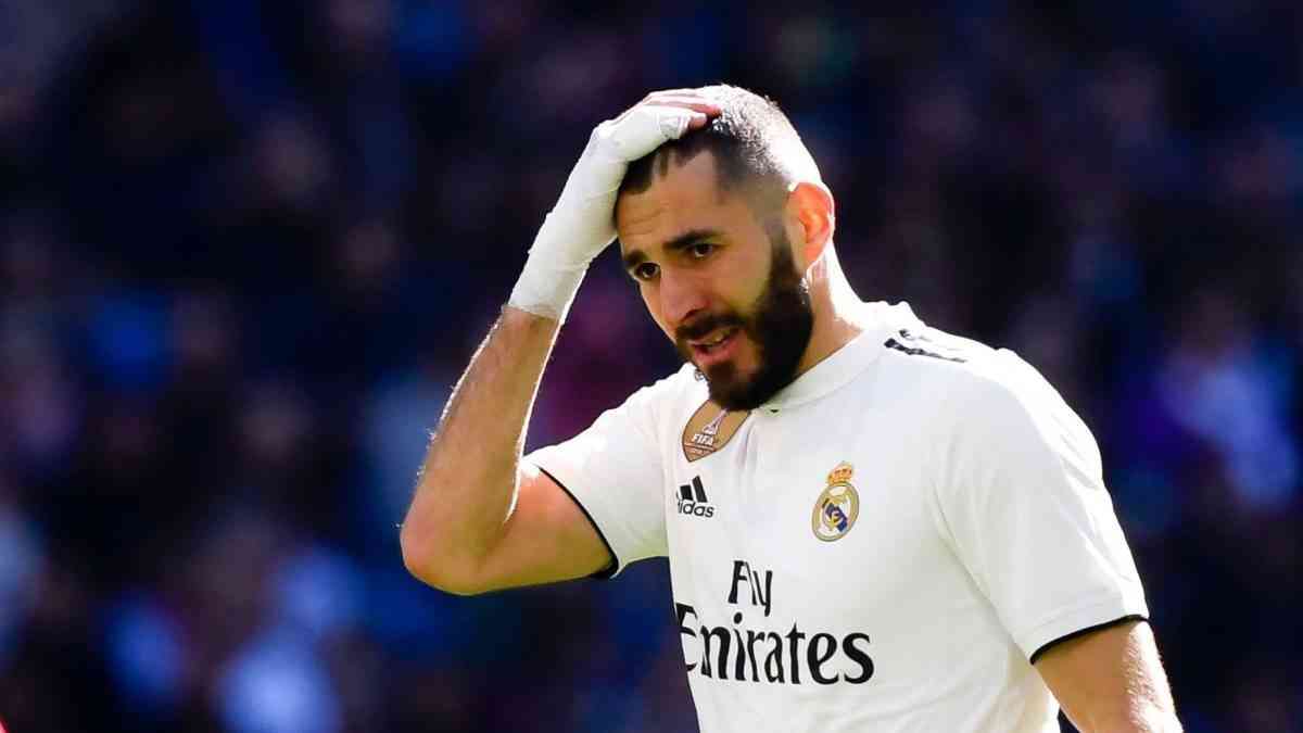 لهذا السبب سيغيب بنزيمة عن "الكلاسيكو"؟