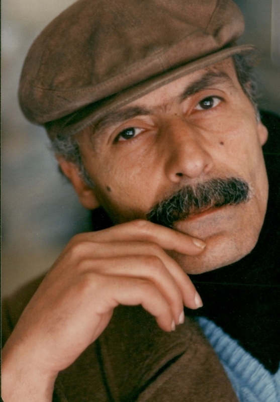 "فائق دحدوح"