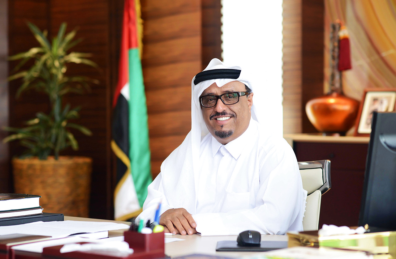 "ضاحي خلفان تميم"