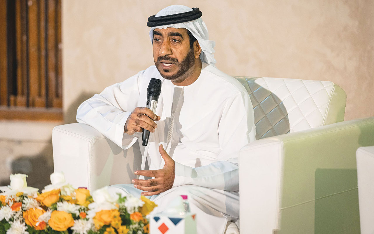 «الشارقة للكتاب» تنظم أمسية حول «السنع الإماراتي في الزيارات العائلية»