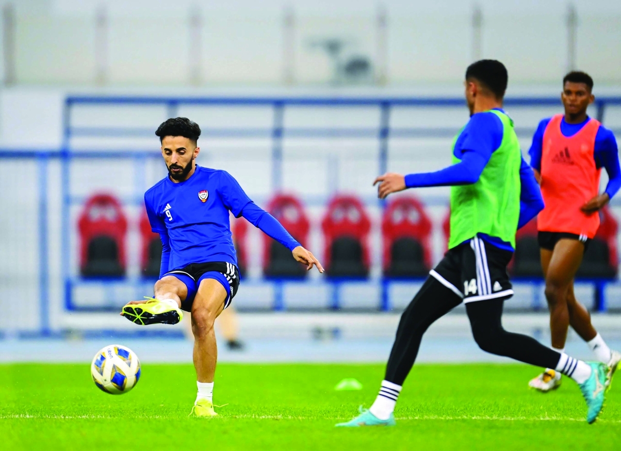 "جانب من تدريبات المنتخب | البيان"