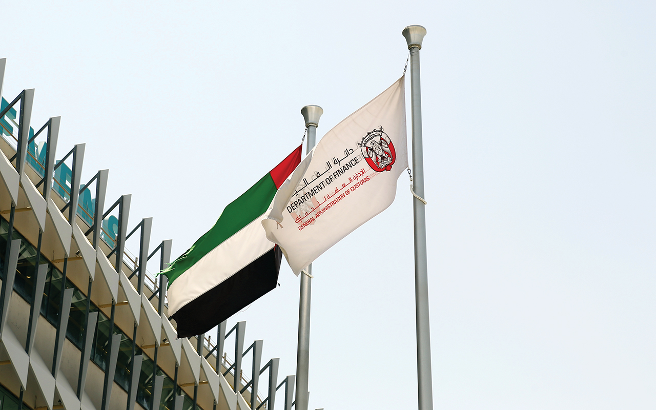 «جمارك أبوظبي» تطلق نظام تصاريح حركة الشاحنات قبل الوصول