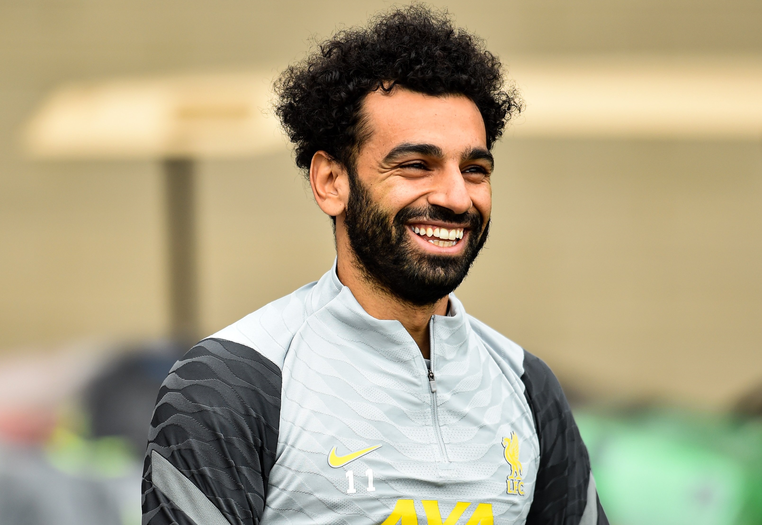 «حزلقوم» يثير ضحكات محمد صلاح