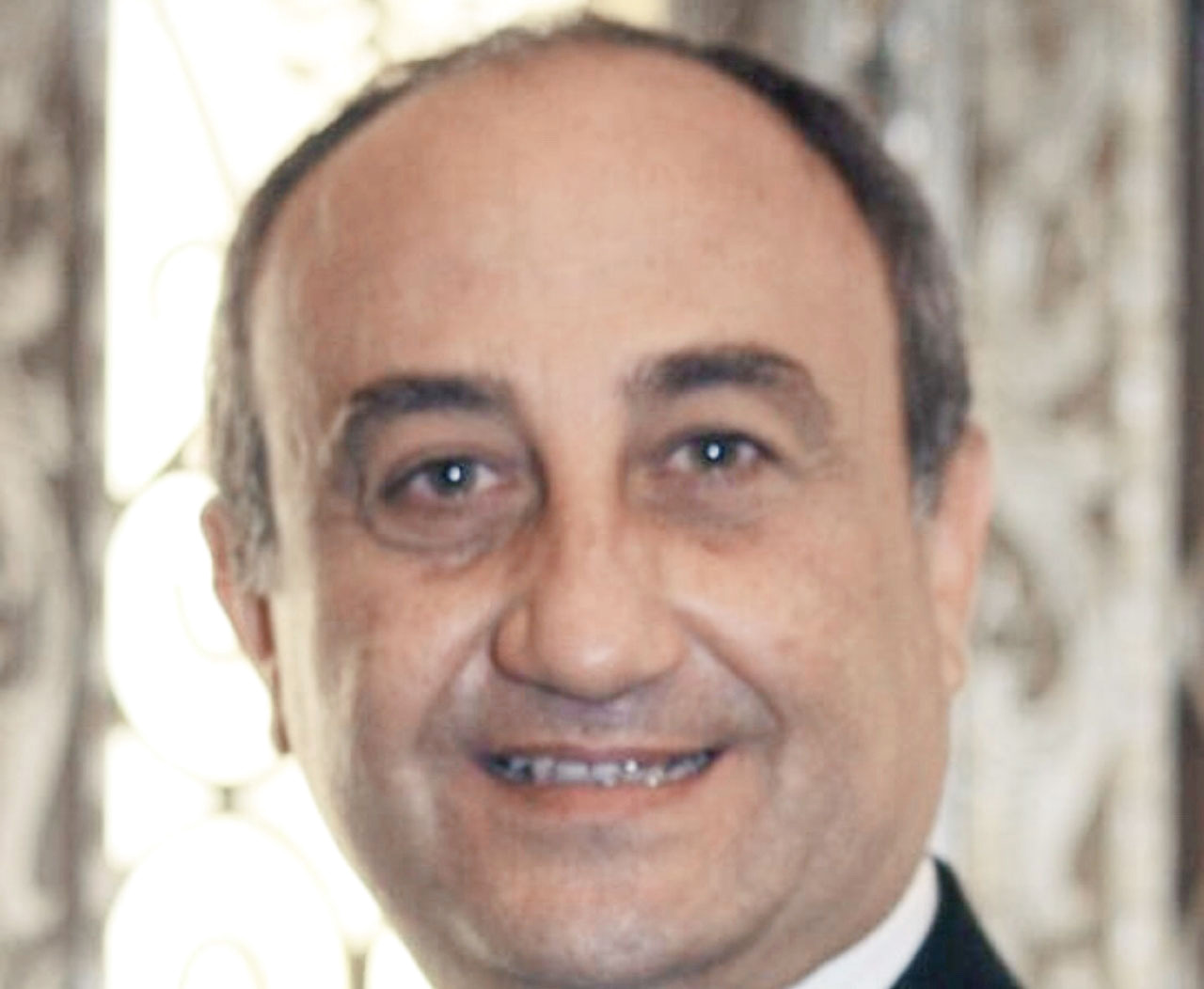 "أشرف حلمي"