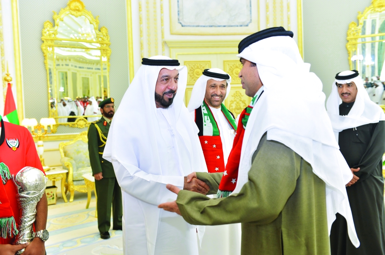 "فقيد الوطن مهنئاً مهدي علي بكأس الخليج"