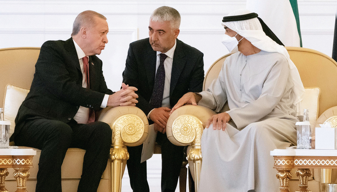 "رئيس الدولة متقبلاً تعازي الرئيس التركي | تصوير: ريان كارتر"