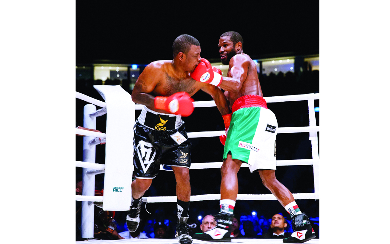 "فلويد مايويذر تفوق على دون موري | من المصدر"