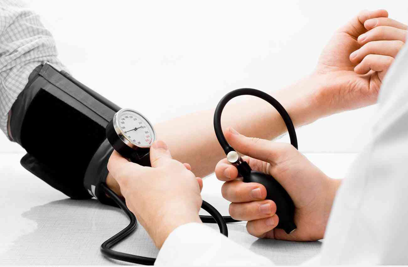 8 أغذية للوقاية من هبوط الدورة الدموية وحماية القلب