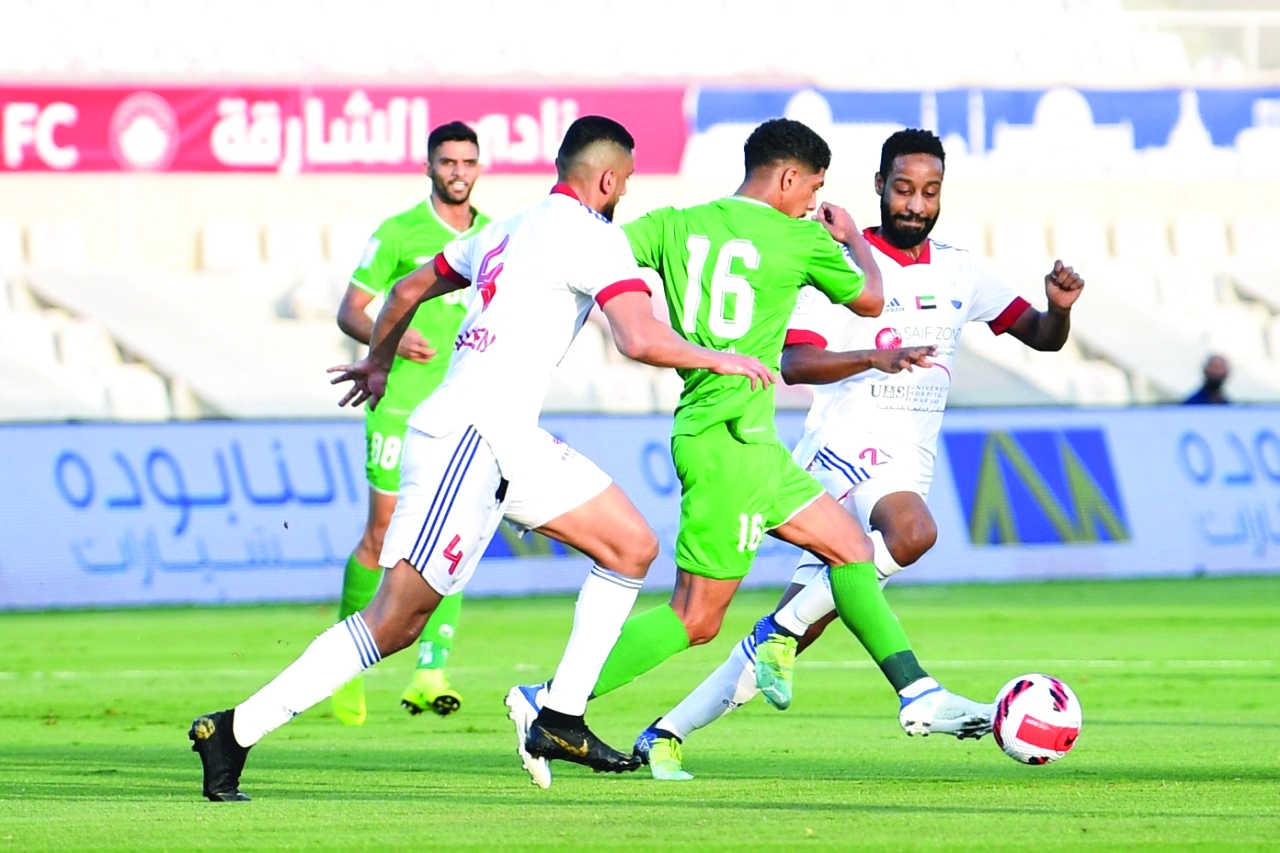 الصقور يستغني عن الأجانب  استعداداً  لـ «الهواة»