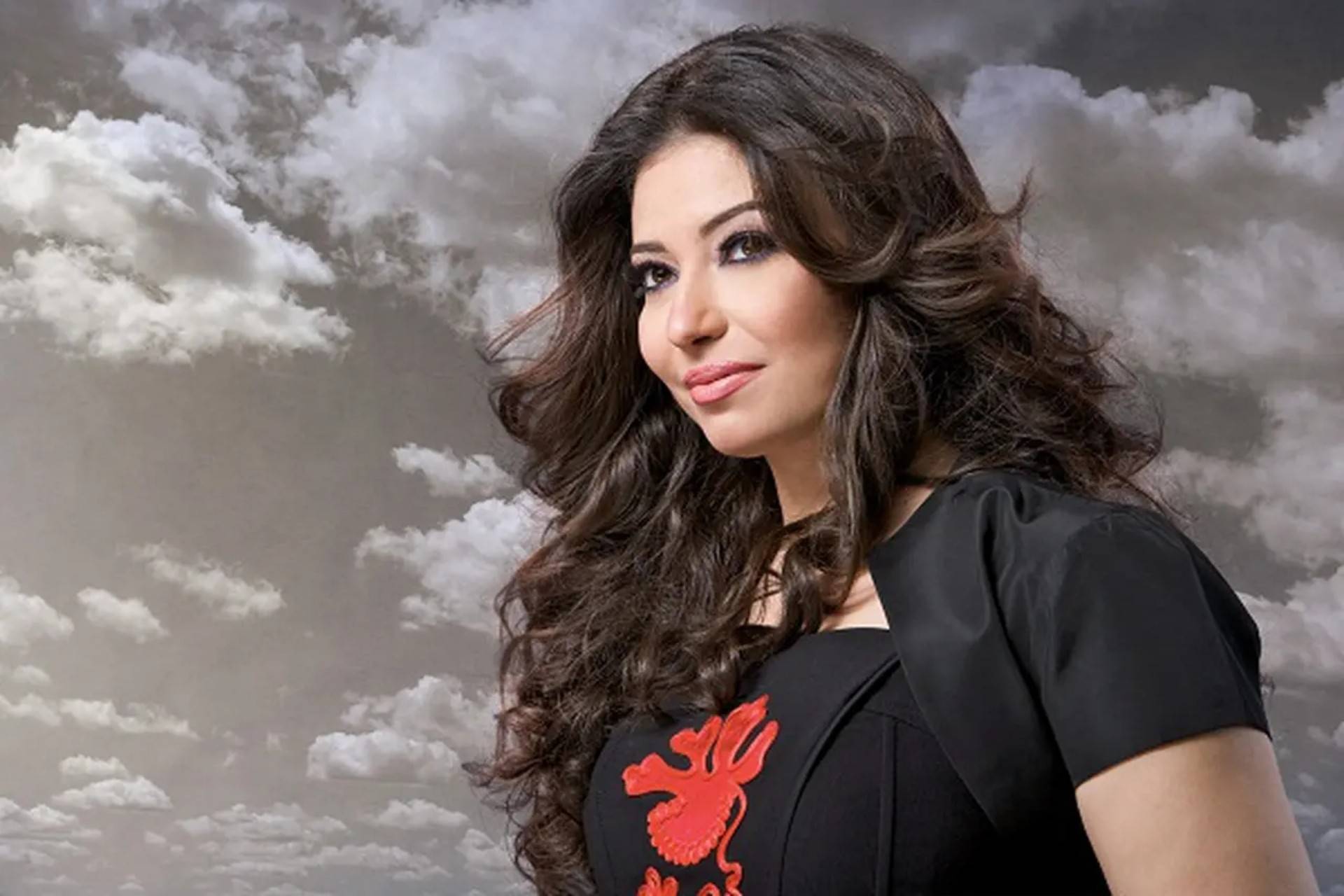 ماذا حدث للفنانة غادة رجب في أول أيام شهر العسل؟