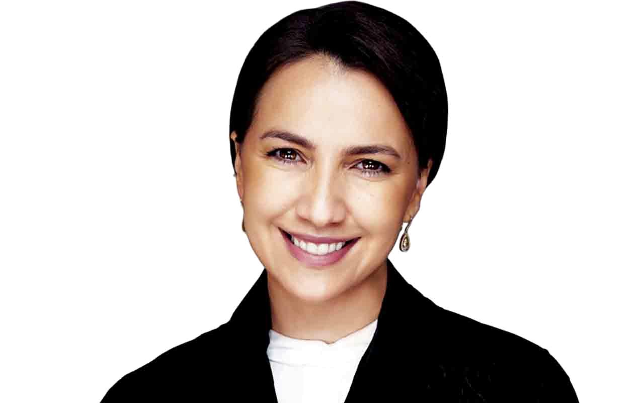 "مريم المهيري"